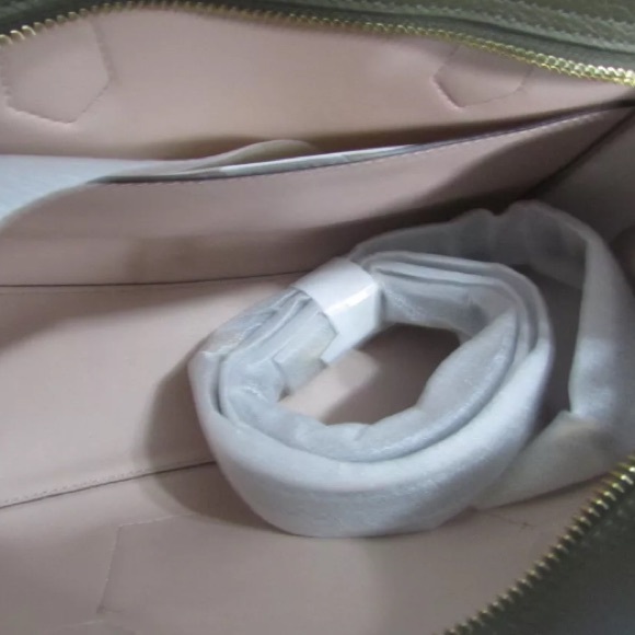 Michael Kors Medium hayes Studded Satchel Bag - Picture 7 of 7